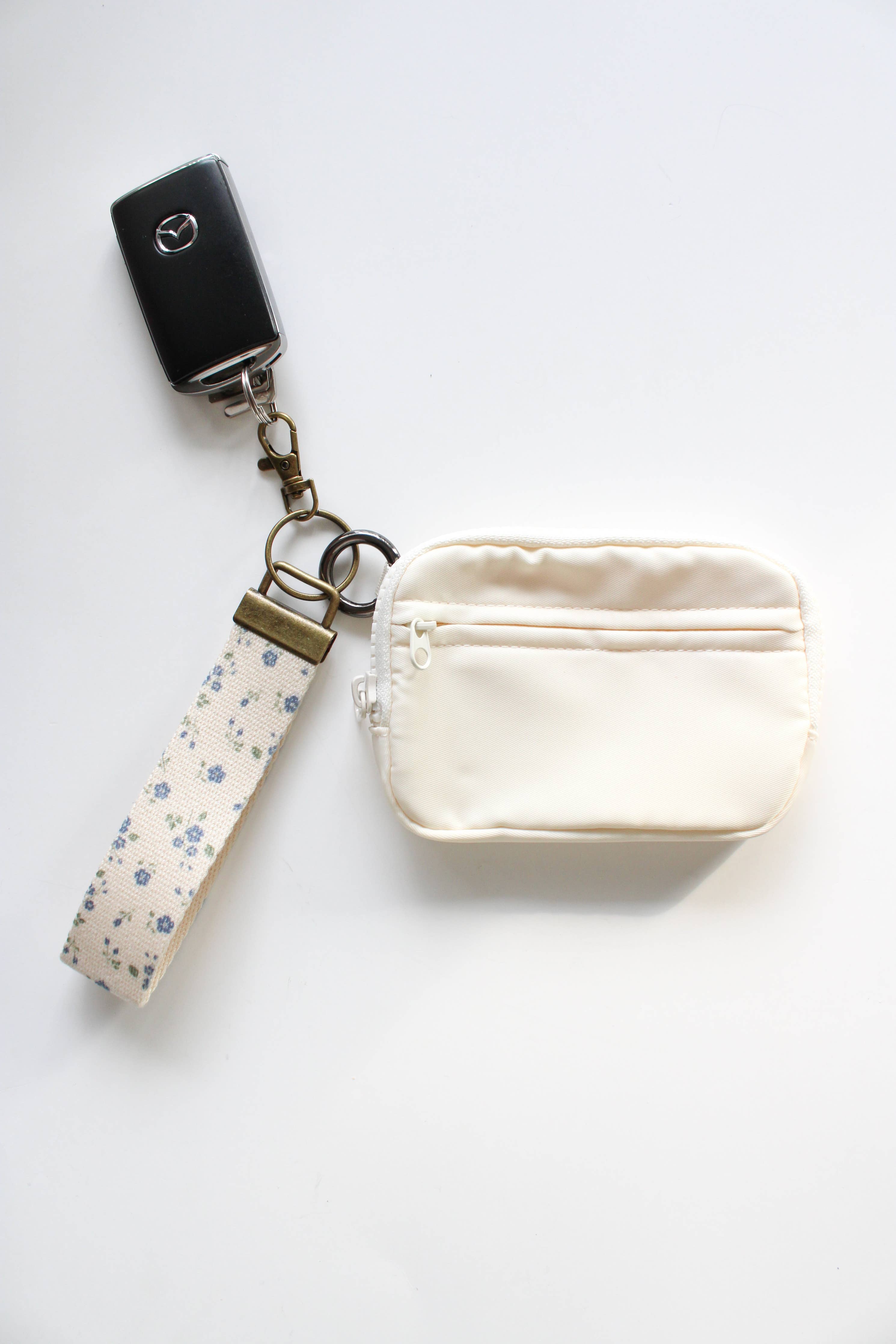 Beige Compact Card Holder