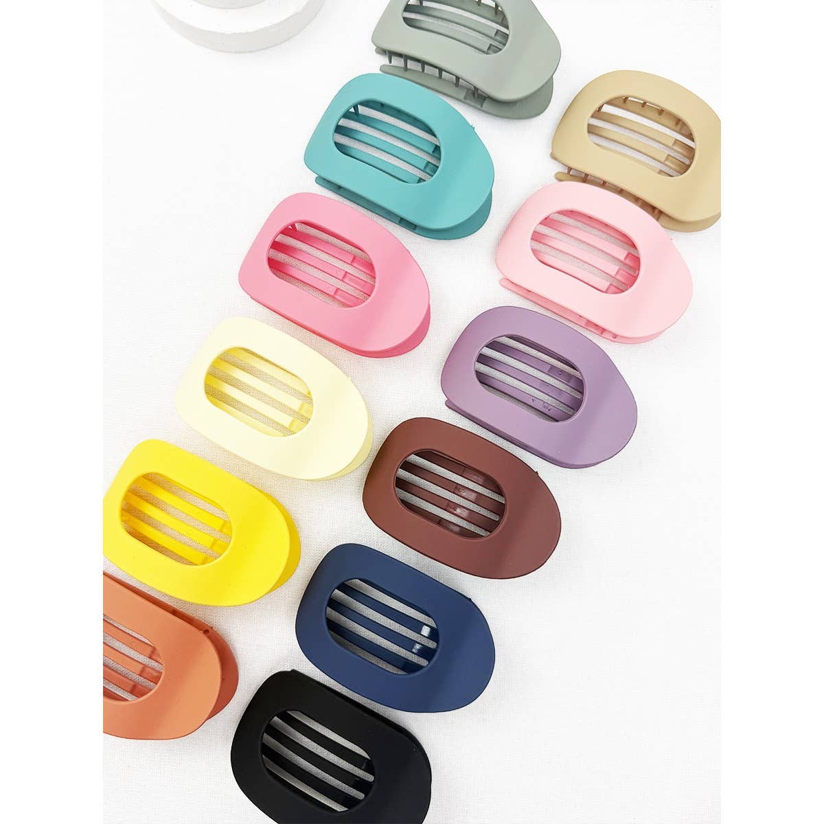 Oval Shape Flat Hair Claw